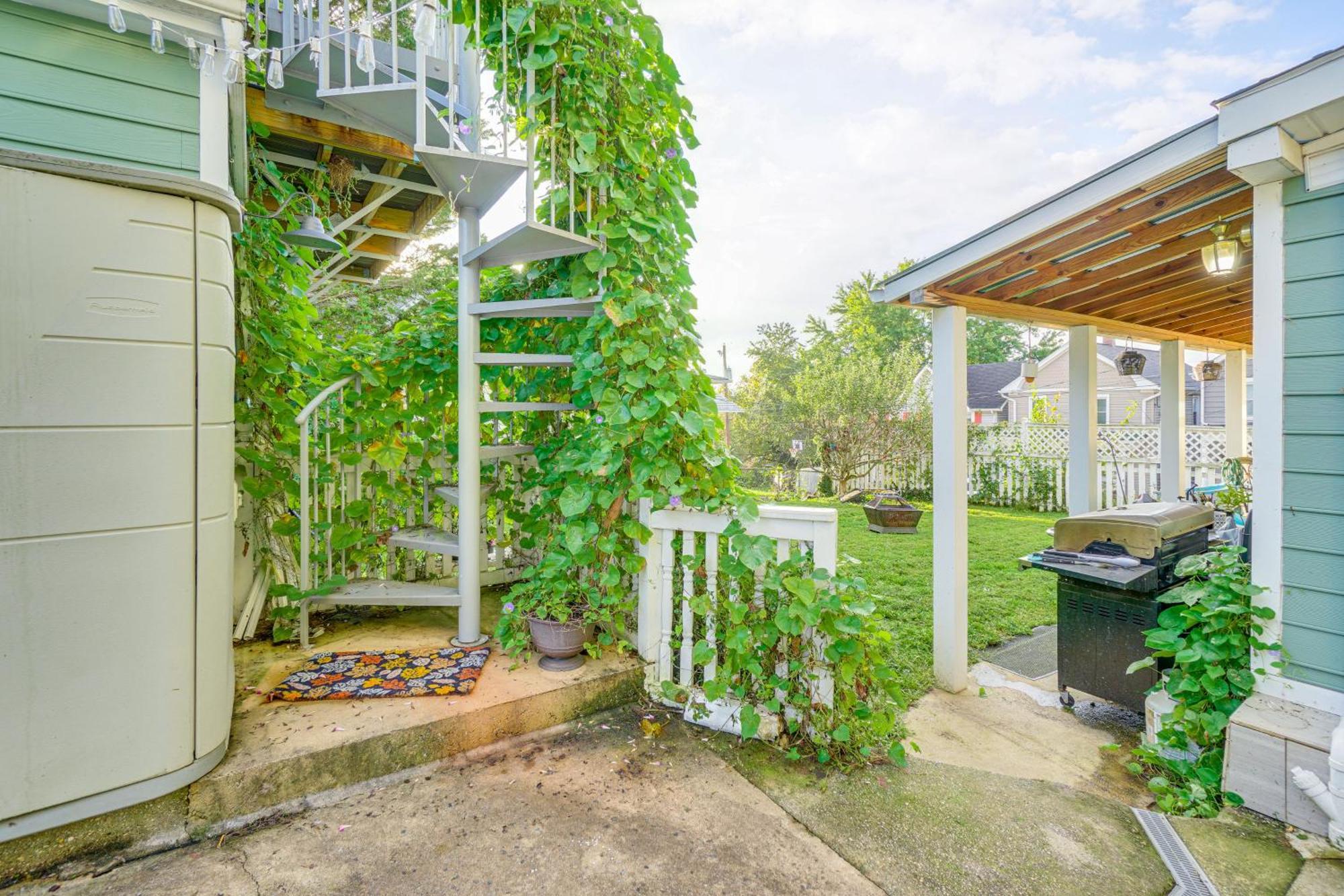 Epic Brunswick Apartment, Deck With Private Hot Tub! Bagian luar foto